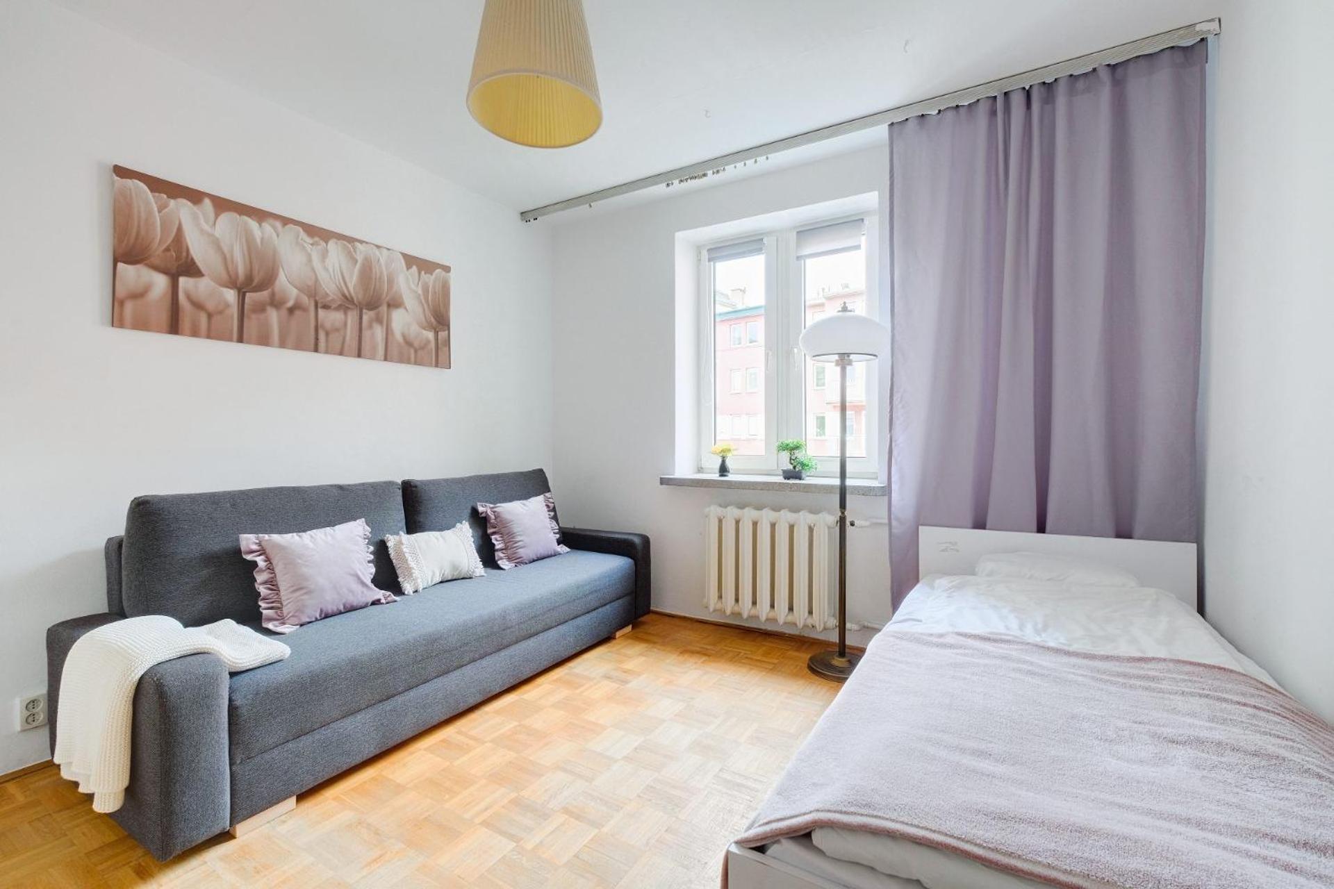 Spacious Apartment In Green Location 바르샤바 외부 사진